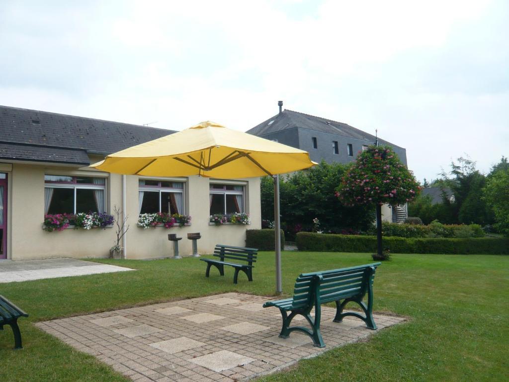 Hotel Restaurant La Grenouillere Vitré Kültér fotó