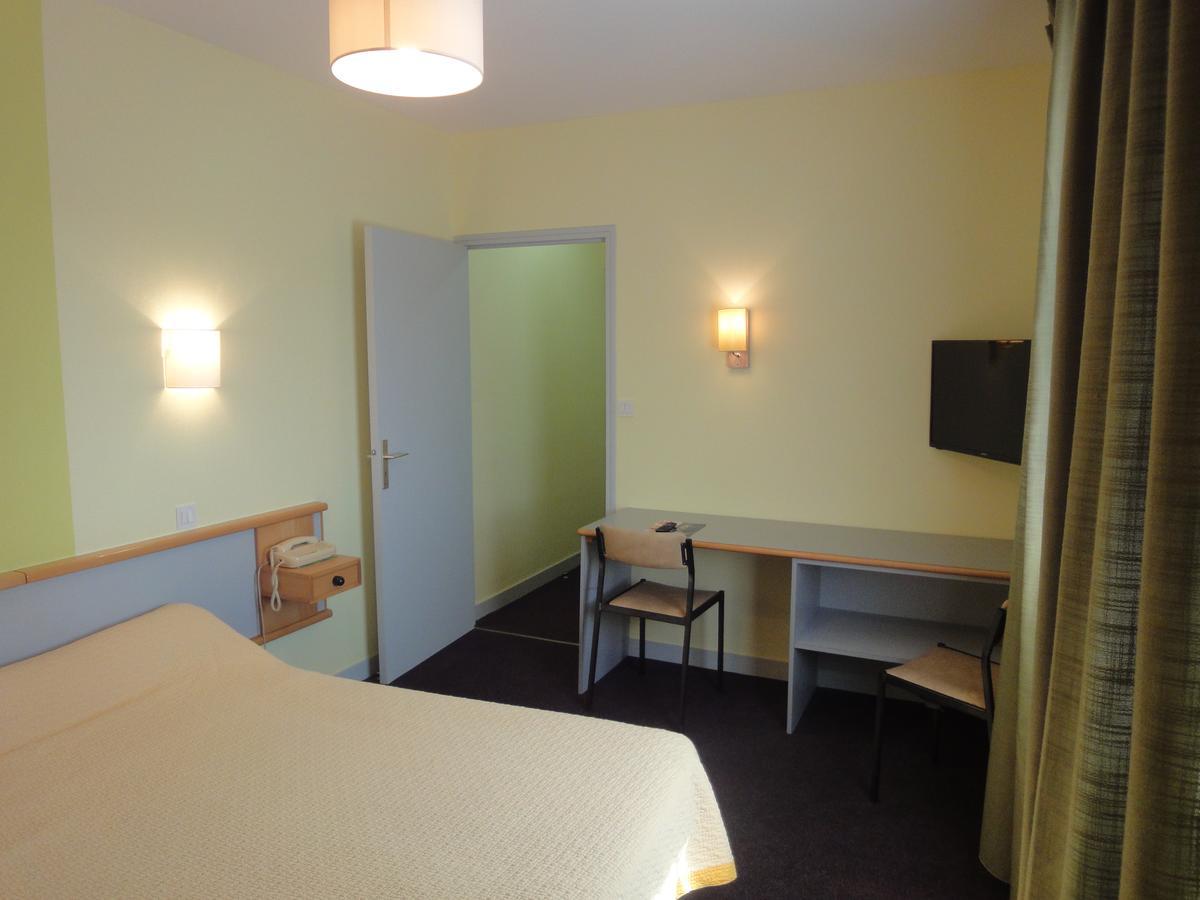 Hotel Restaurant La Grenouillere Vitré Kültér fotó
